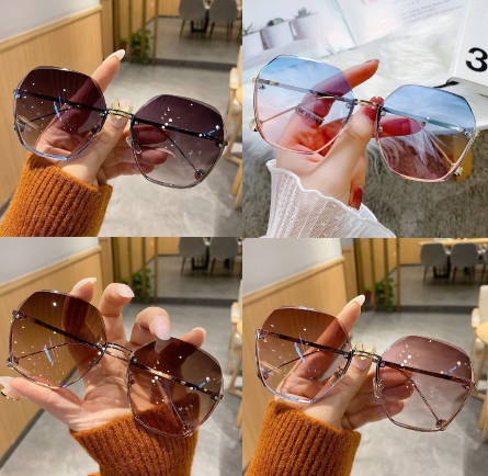 Óculos de Sol Feminino Vogue